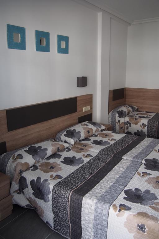 Hostal El Trovador Altea Rum bild