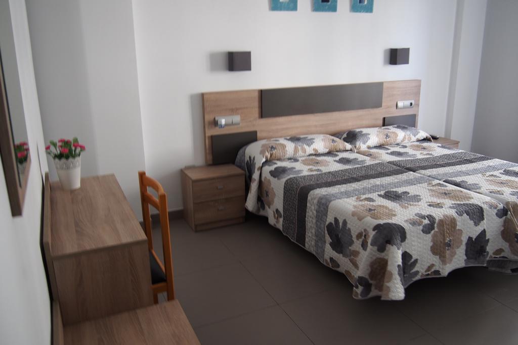Hostal El Trovador Altea Rum bild